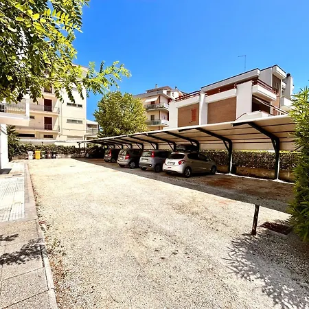 Trilocale Roberto Con Terrazzo E Posto Auto A Due Passi Dal Mare * マルチェッリ